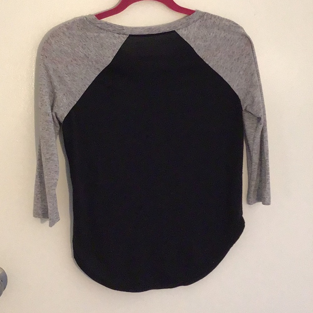 Top - Picture 2 of 2